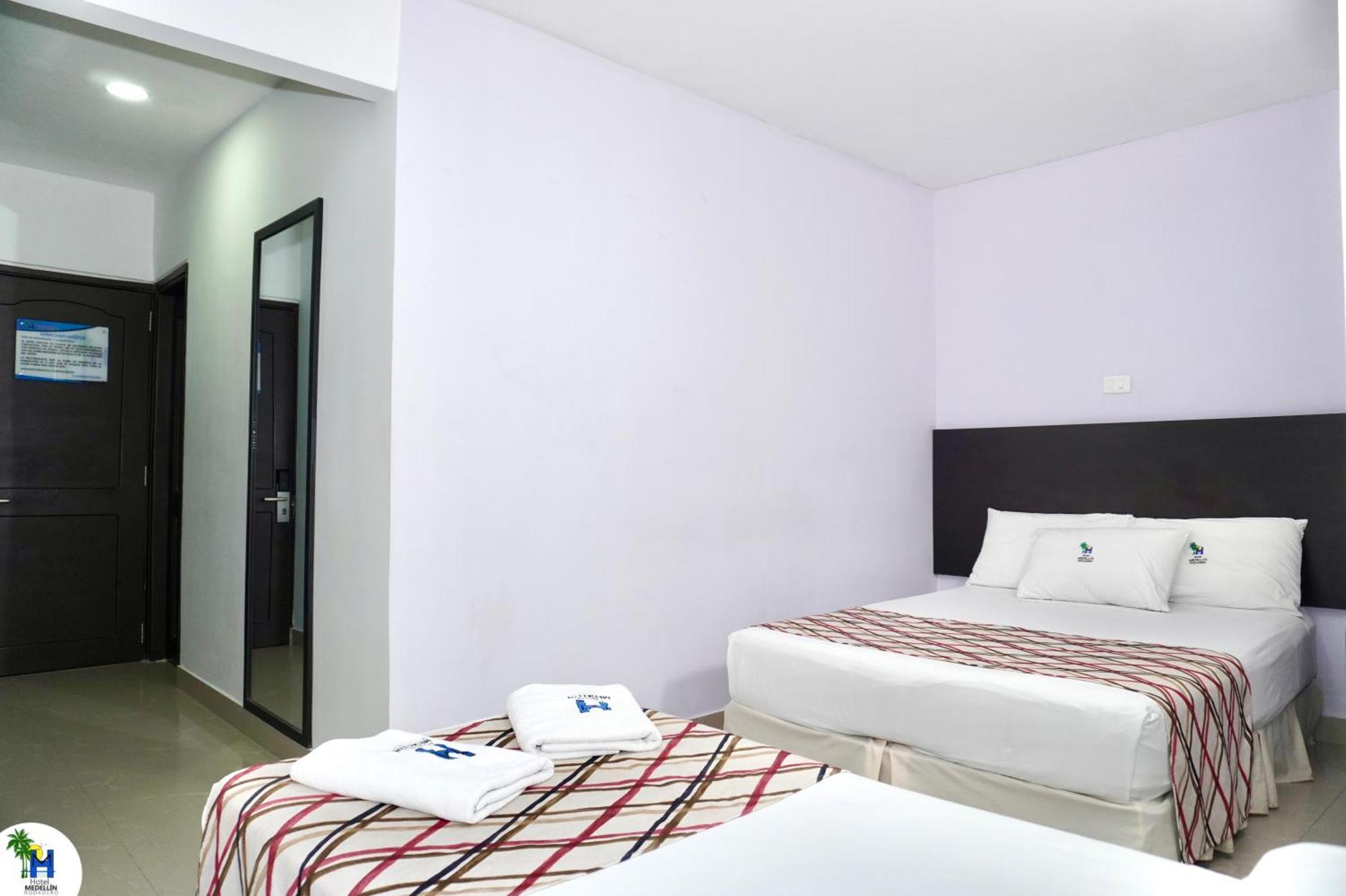 Hotel Medellin Rodadero Gaira エクステリア 写真